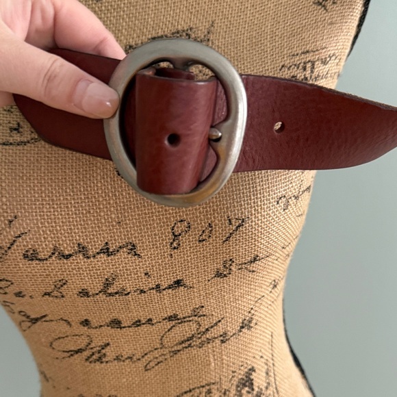 Accessories - Brown belt